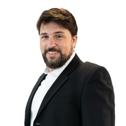 iPhone需求波动显著 瑞银对苹果(AAPL.US)维持“中性”评级